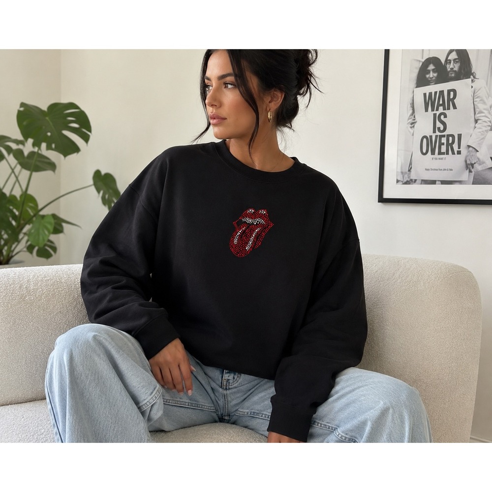 Torrid Rolling Stones Rhinestone Tongue Fleece Sweatshirt Black Plus Size 3X NEW